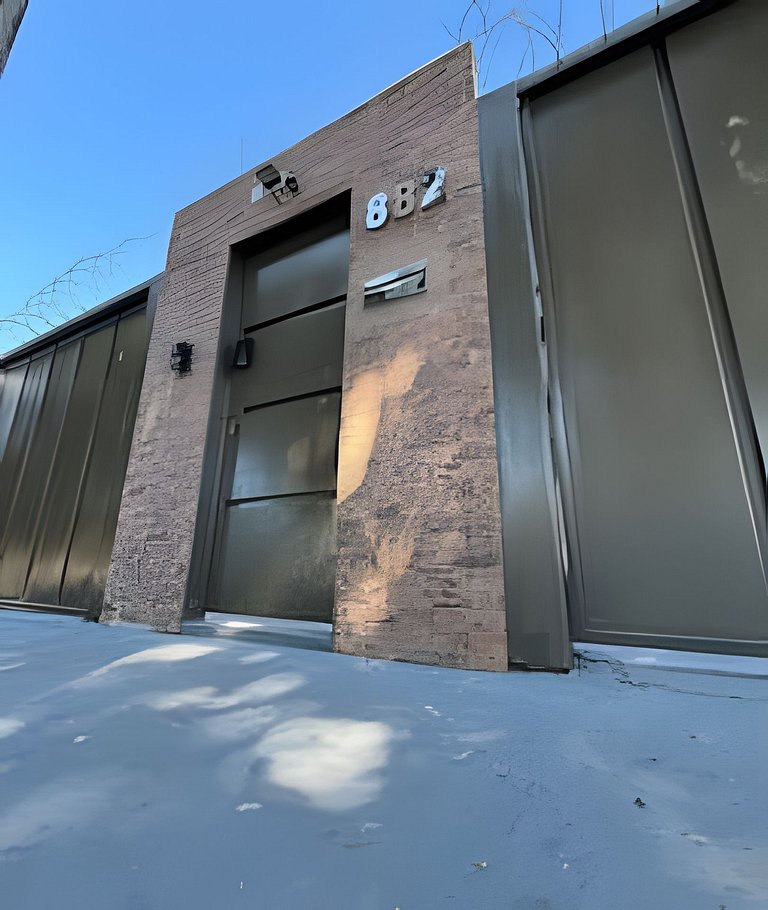 Studio 8/Ar Cond./Ao lado HC UFU