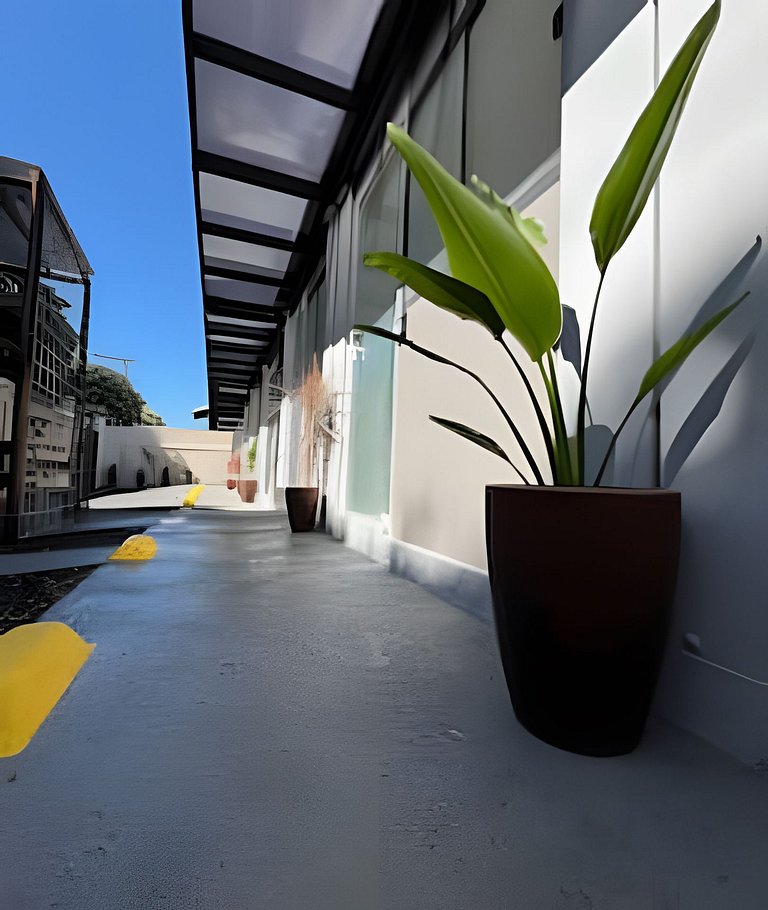 Studio 8/Ar Cond./Ao lado HC UFU