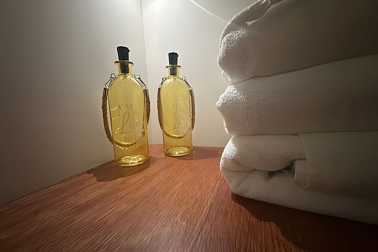 Suíte 206/Recepção/Ar Condicionado