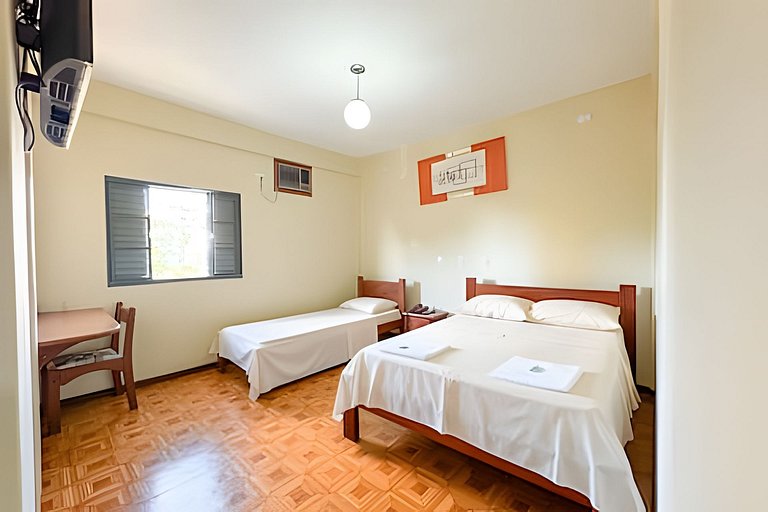 Flat 214/Recepção 24h/Estacionamento/Ar Cond