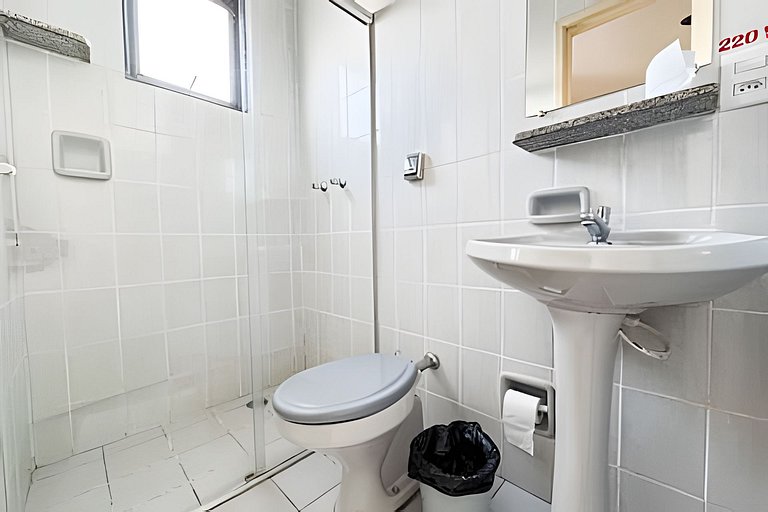 Flat 112/Recepção 24h/Estacionamento/Ar Cond.