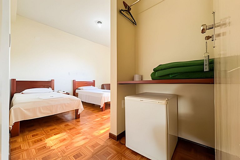 Flat 213/Recepção 24h/Estacionamento/Ao lado UFU