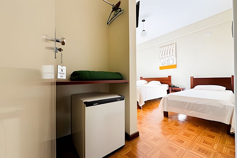 Flat 207/Estacionamento/Recepção 24h/Ao lado UFU