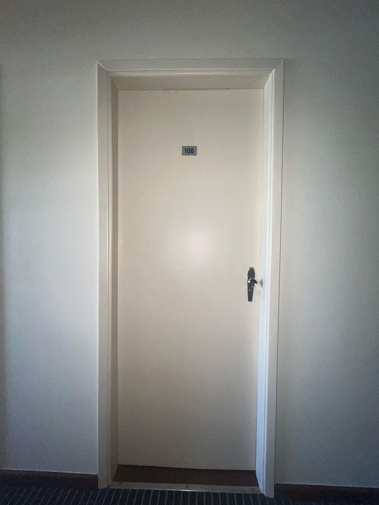 Suíte 115/Estacionamento/Recepção/Ao lado UFU