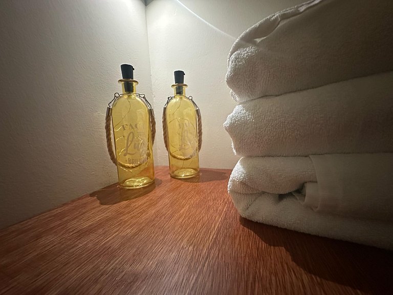 Suíte 213/Recepção/Estacionamento/Ao lado UFU