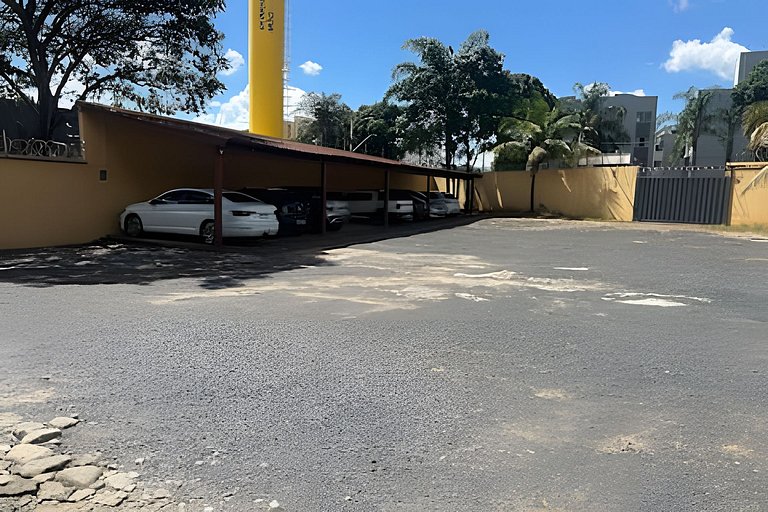 Flat 204/Ar/Recepção 24h/Estacio