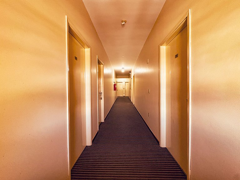 Suíte 208/Recepção/Estacionamento