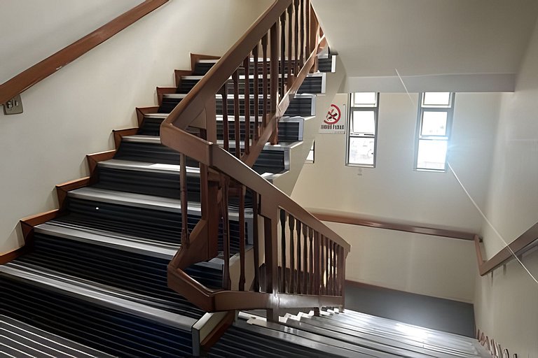 Flat 212/Ar/Recepção 24h/Estacionamento