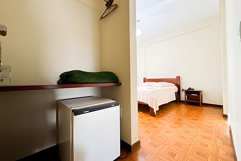 Flat 201/Ar Cond/Recepção 24h
