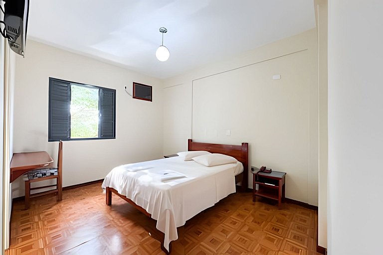 Flat 201/Ar Cond/Recepção 24h