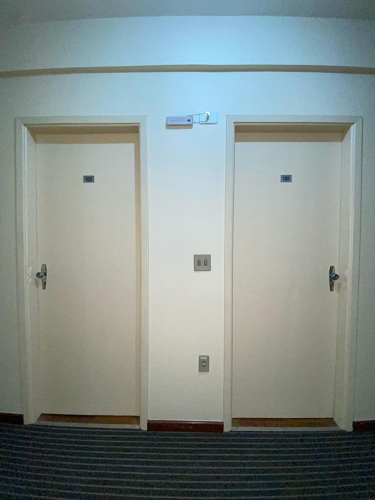 Suíte 101/Recepção/1 Cama de Casal/Ar