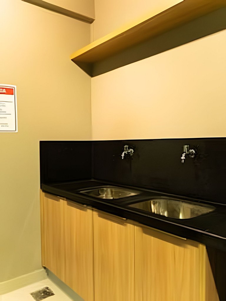 Studio Nova York/UFU/Shopping/Piscina/Acad/CoWork