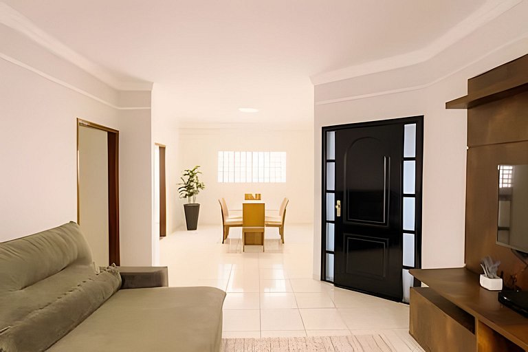 Casa Jardim Prime/ Piscina/Churrasqueira/4 quartos