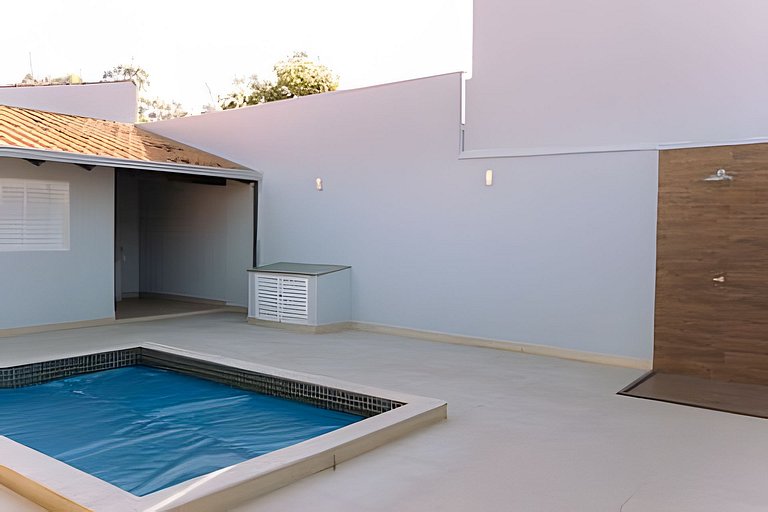 Casa Jardim Prime/ Piscina/Churrasqueira/4 quartos