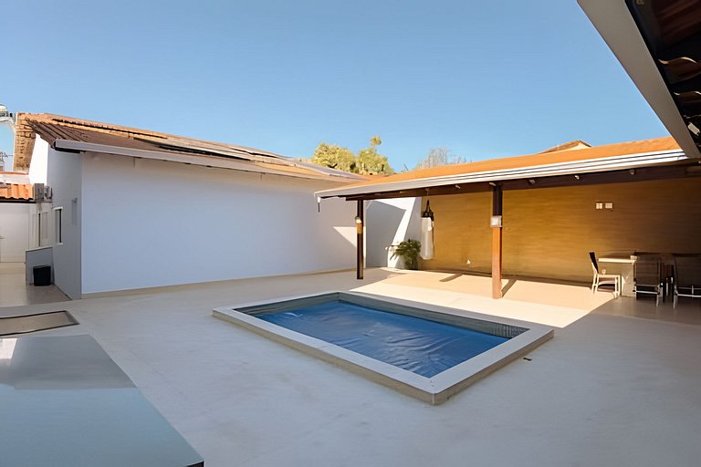 Casa Jardim Prime/ Piscina/Churrasqueira/4 quartos